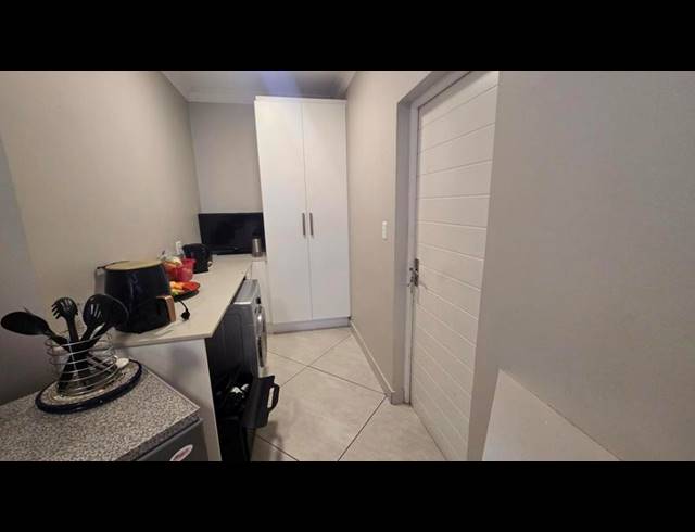 3 BEDROOM HOUSE FOR SALE IN MIDSTREAM MEADOWS
